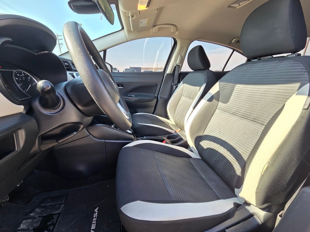 2021 Nissan Versa 1.6 SV