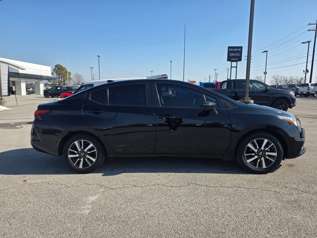 2021 Nissan Versa 1.6 SV