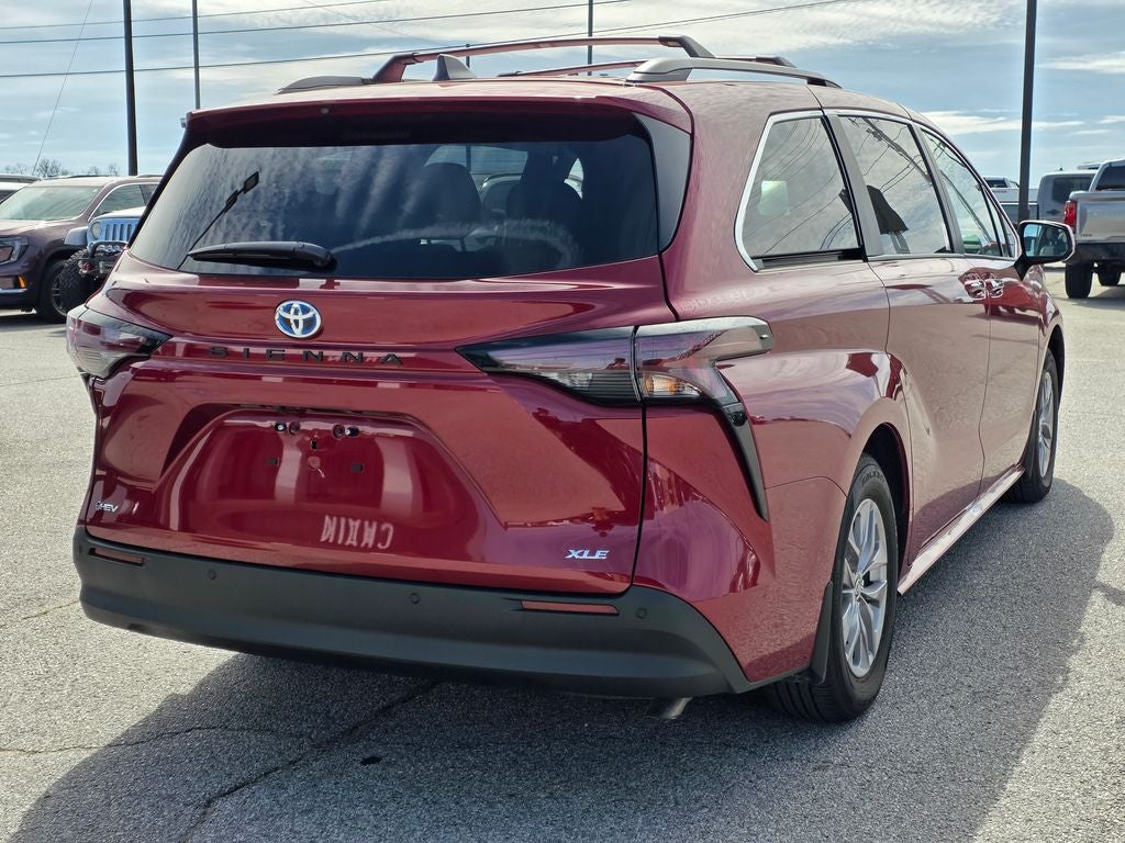 2025 Toyota Sienna XLE