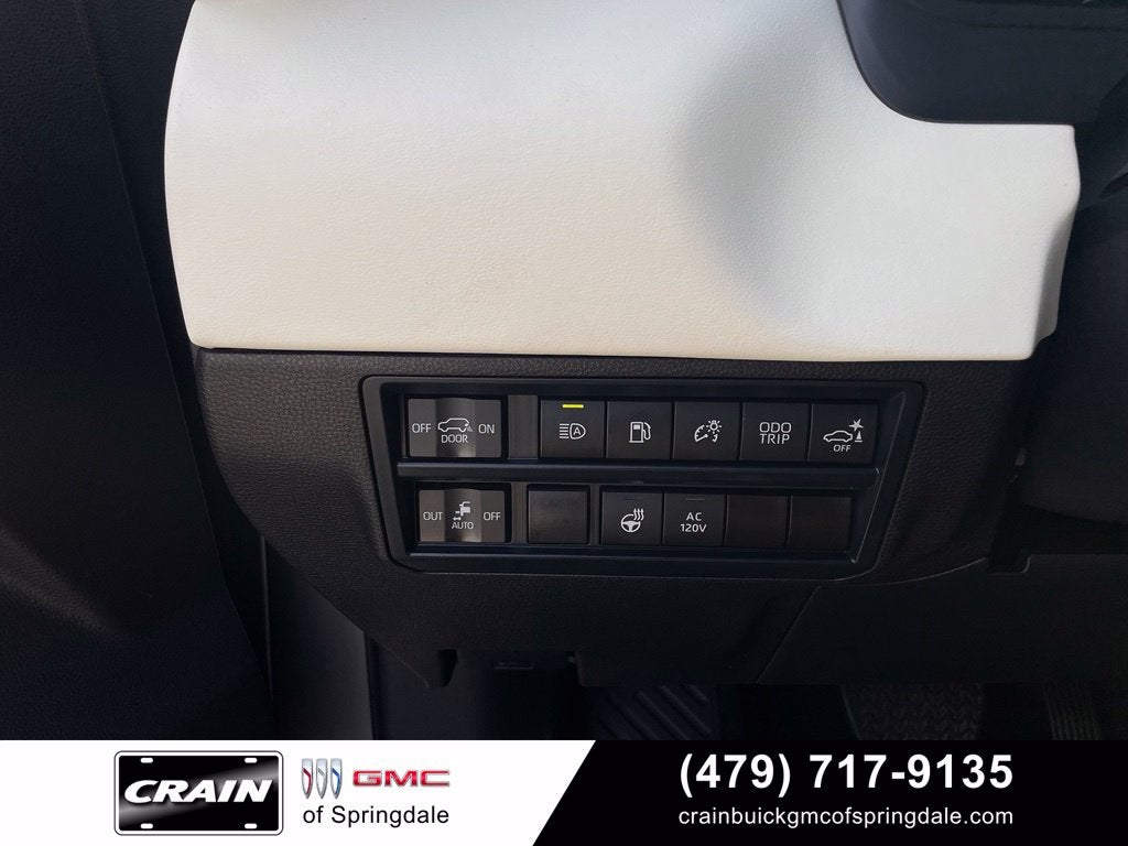 2025 Toyota Sequoia Capstone CAPSTONE
