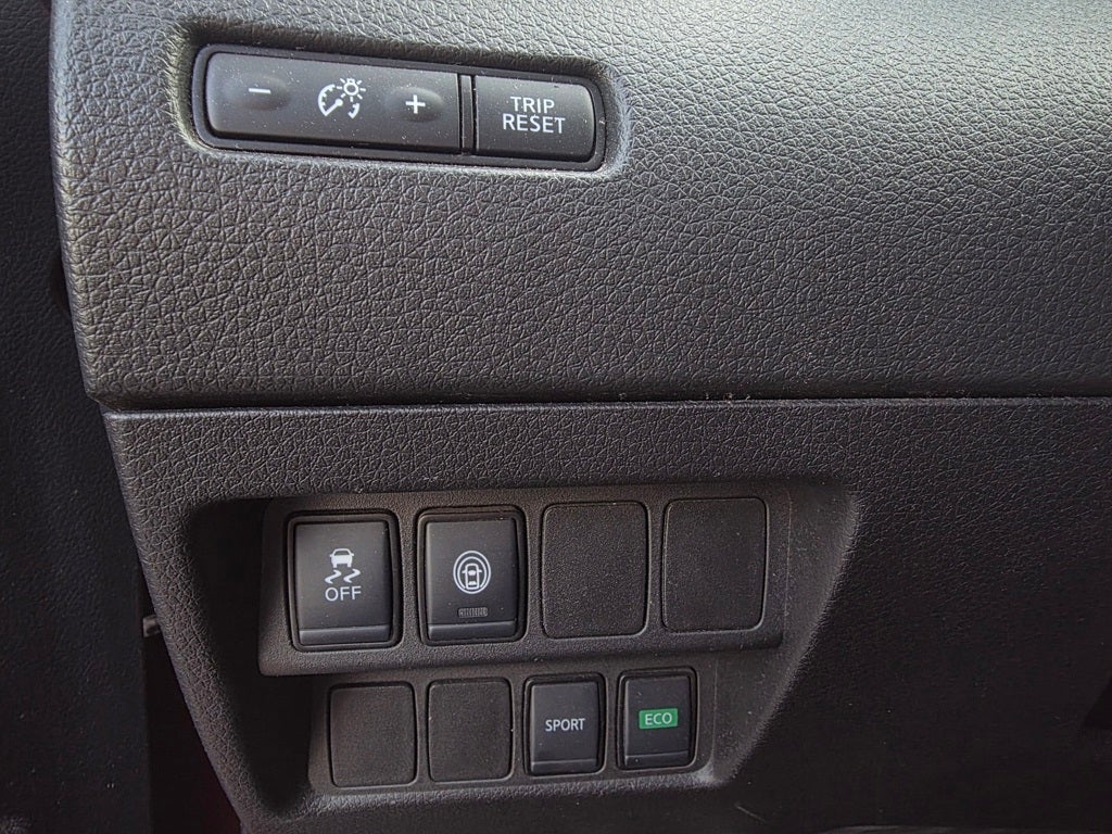 2022 Nissan Rogue Sport S