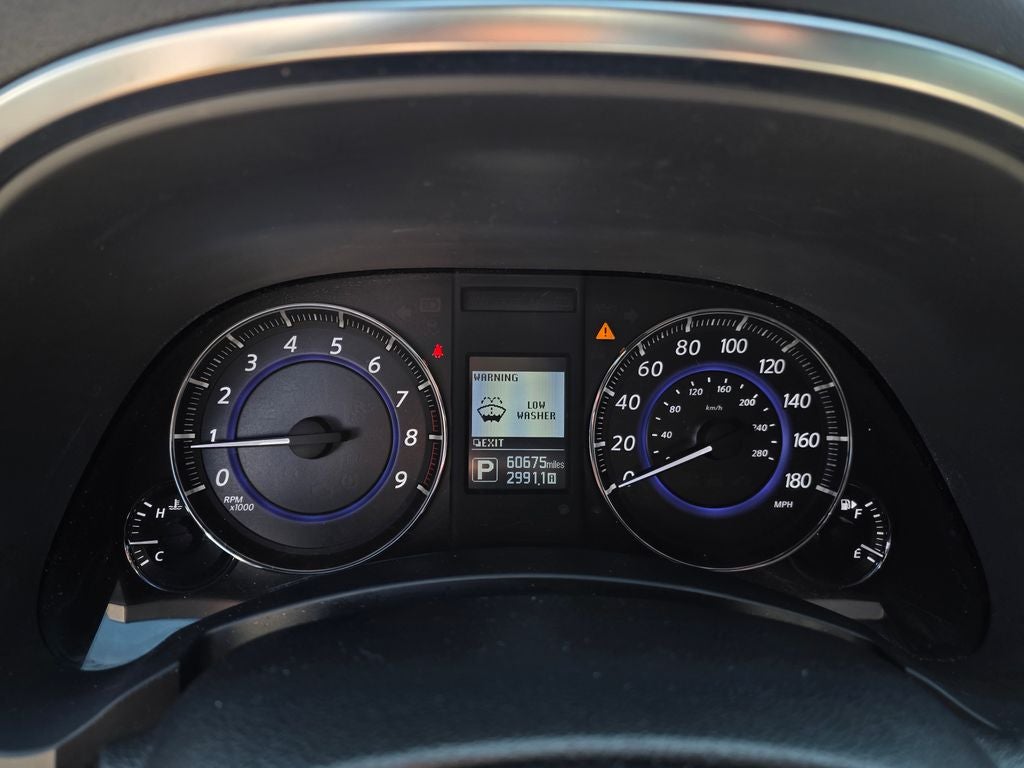 2017 INFINITI QX70 Base