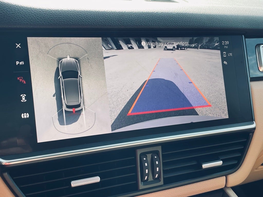 2023 Porsche Cayenne Platinum Edition