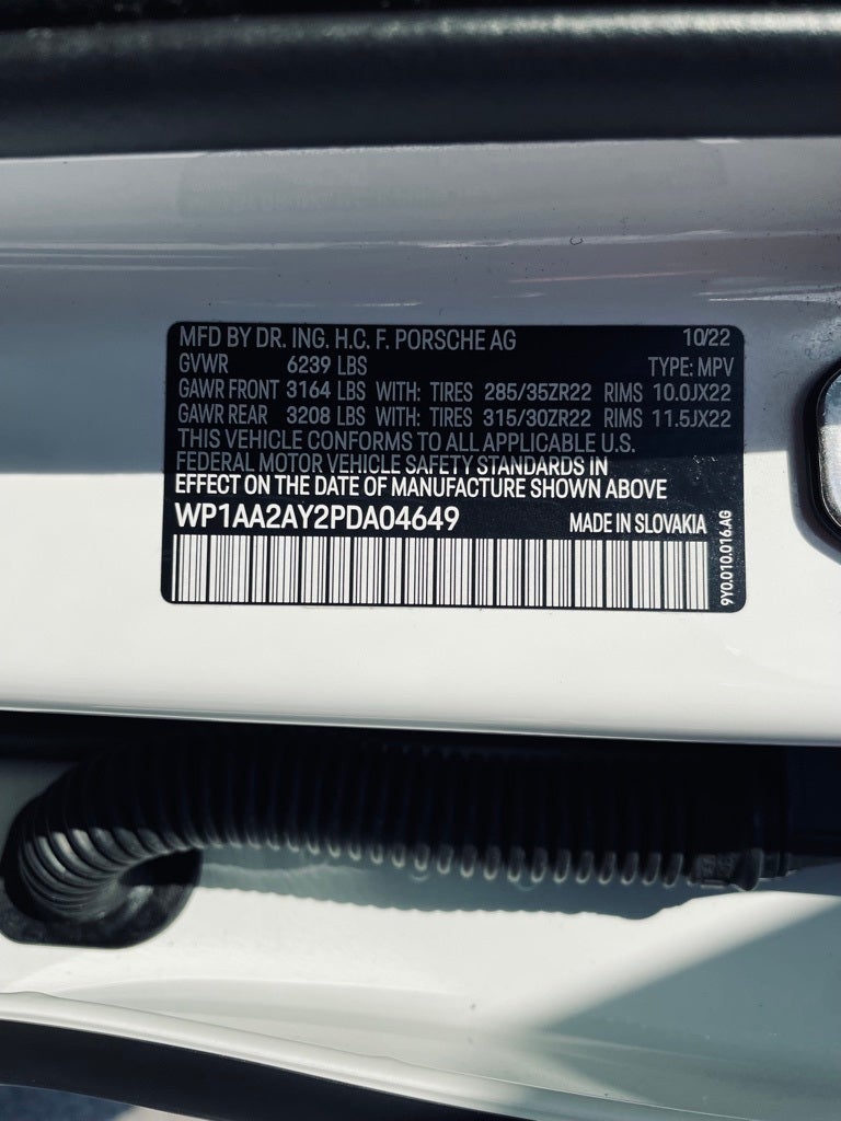 2023 Porsche Cayenne Platinum Edition