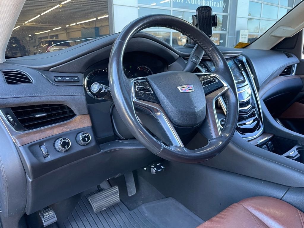 2020 Cadillac Escalade ESV Luxury