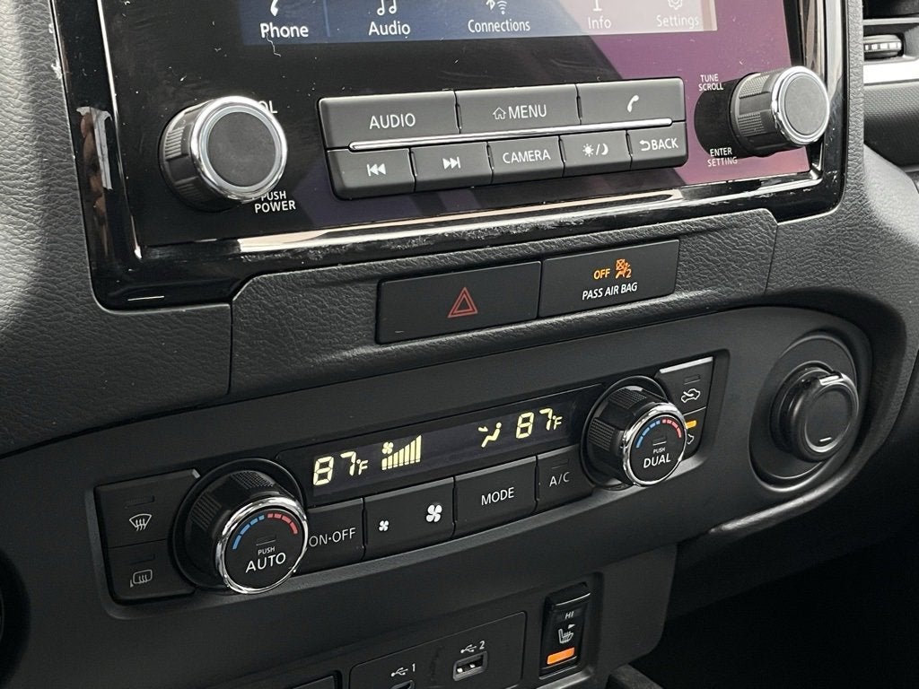 2022 Nissan Frontier SV