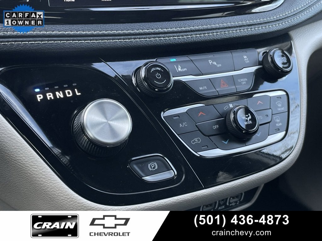 2023 Chrysler Pacifica Hybrid Touring L