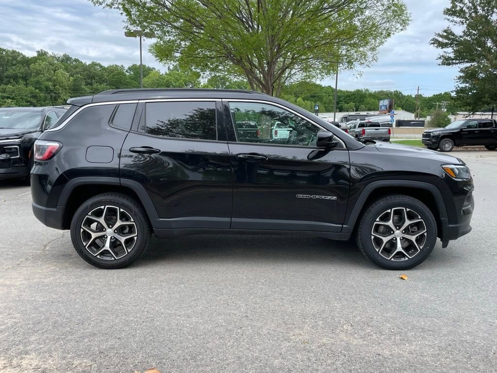 2024 Jeep Compass Latitude