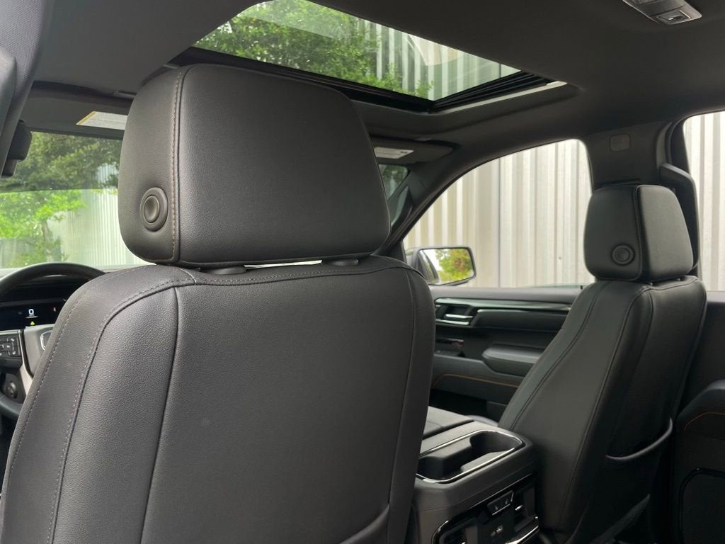 2025 GMC Sierra 1500 AT4