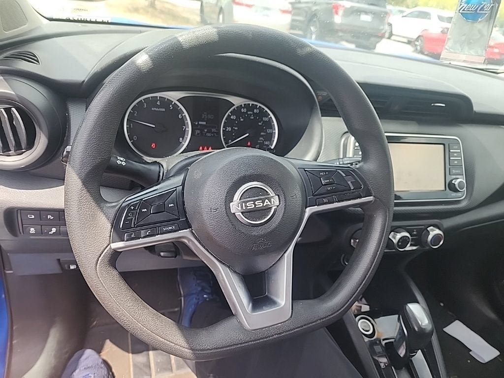 2022 Nissan Kicks S
