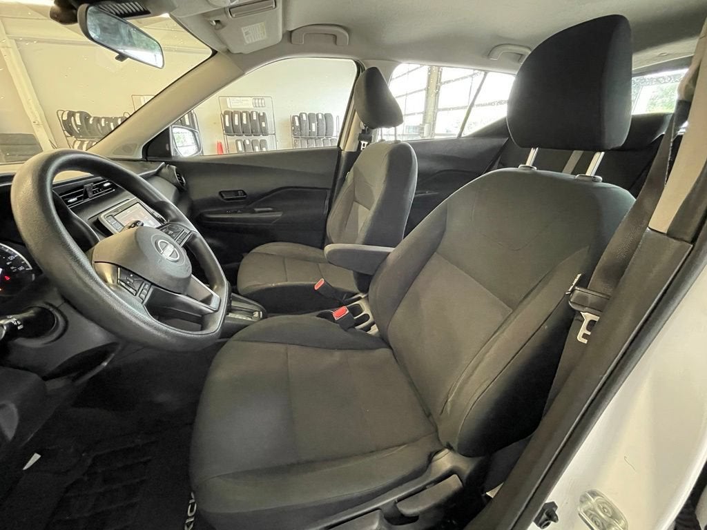 2023 Nissan Kicks S