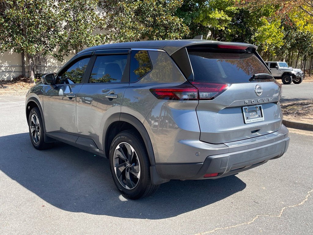 2026 Nissan ROGUE Base