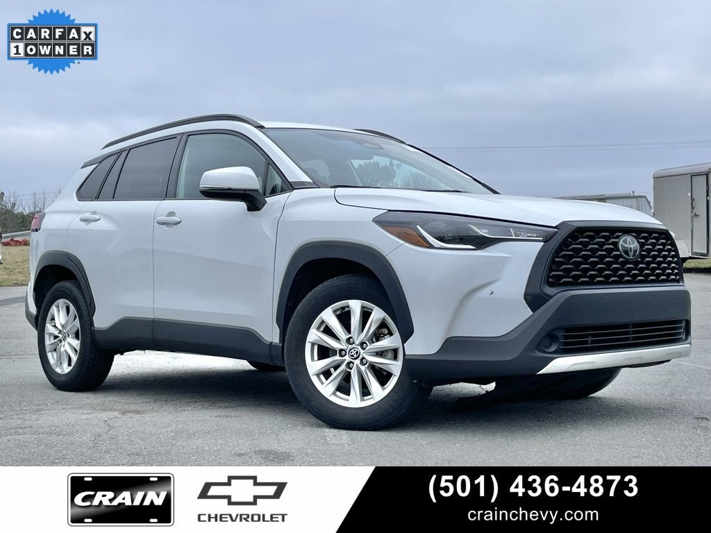 2023 Toyota Corolla Cross LE