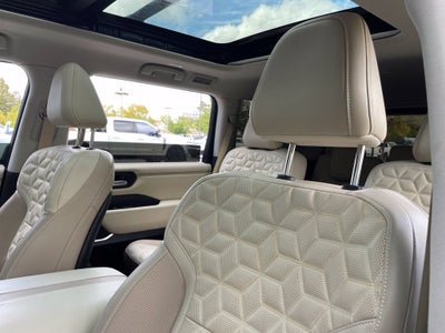 2025 Nissan Armada Platinum
