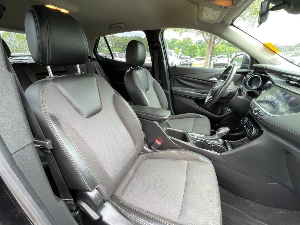 2022 Buick Encore GX Select