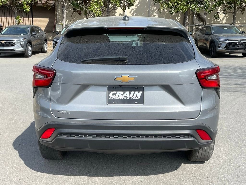 2025 Chevrolet Trax LS