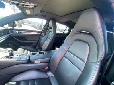 2018 Porsche Panamera 4DR HB RWD