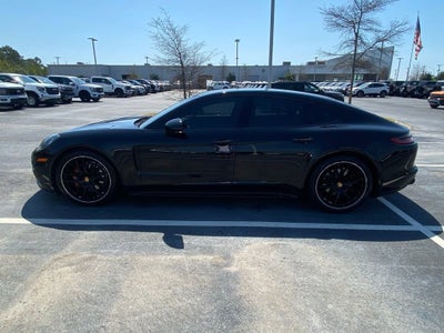 2018 Porsche Panamera 4DR HB RWD