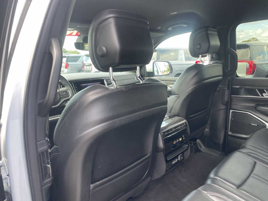 2022 Jeep Wagoneer Series III