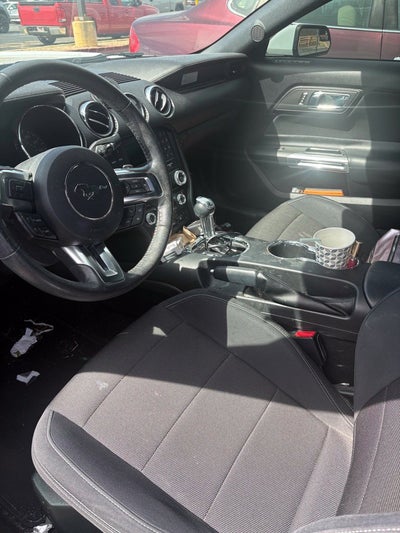 2017 Ford Mustang V6
