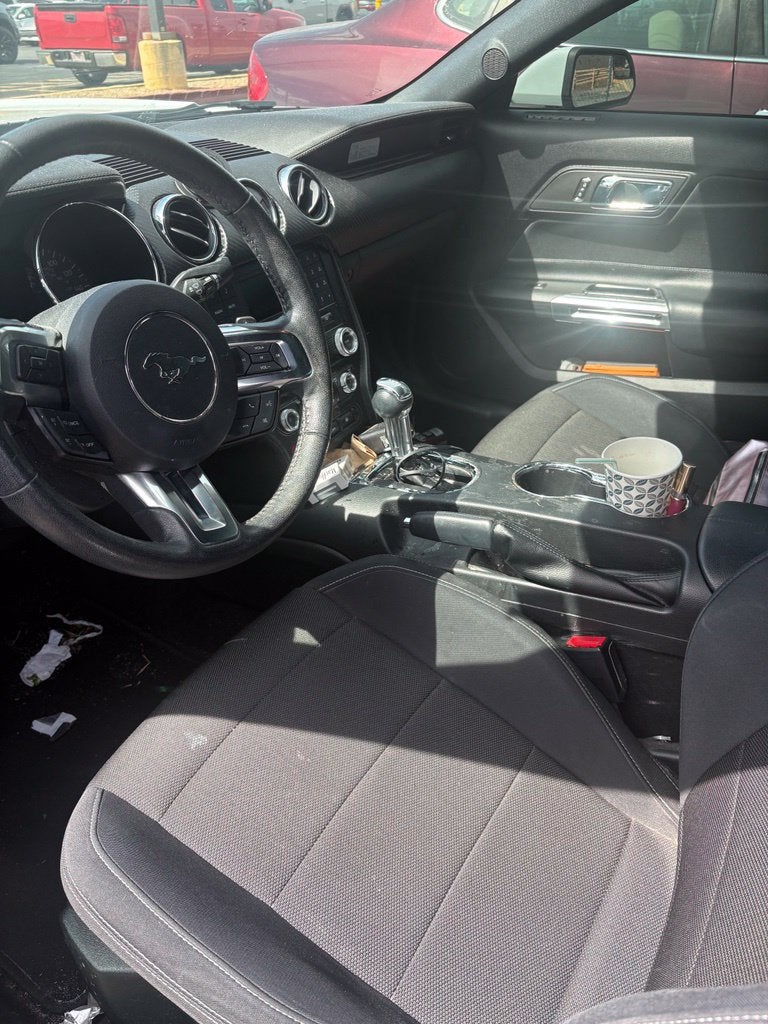 2017 Ford Mustang V6