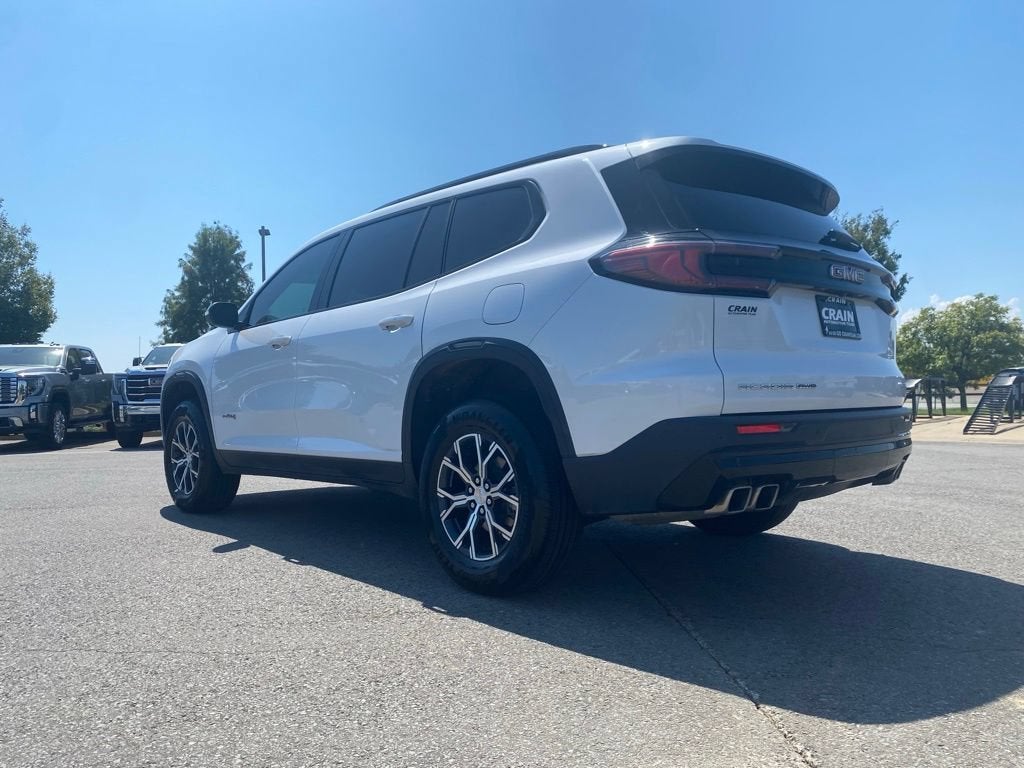 2025 GMC Acadia AT4