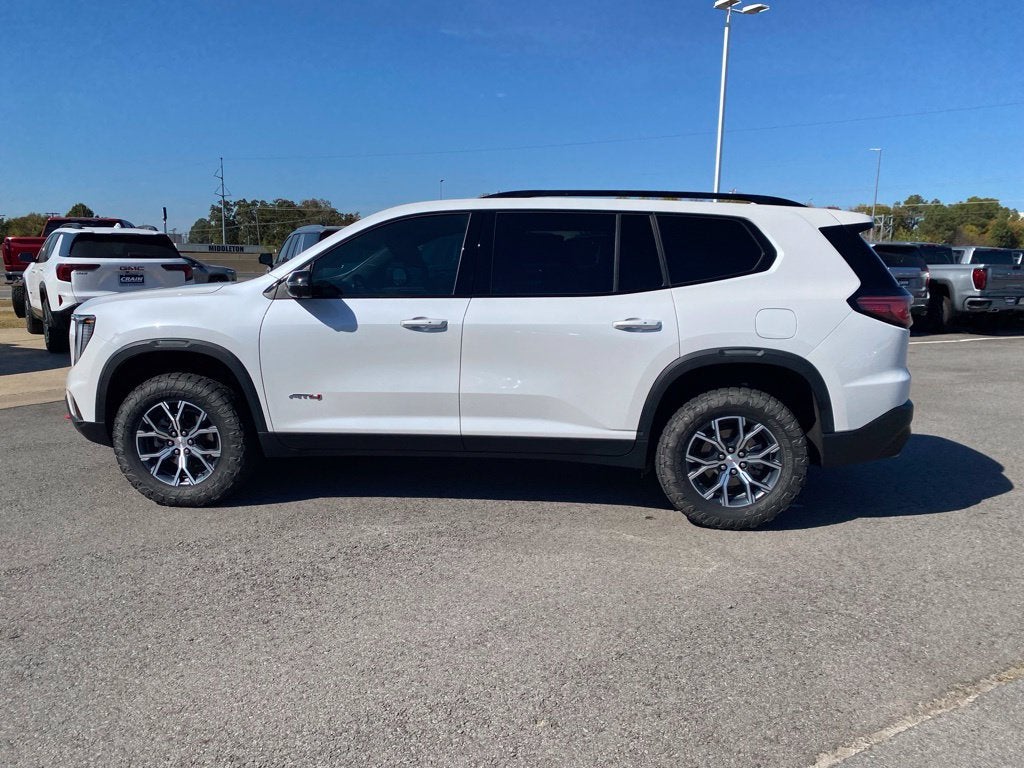 2025 GMC Acadia AT4
