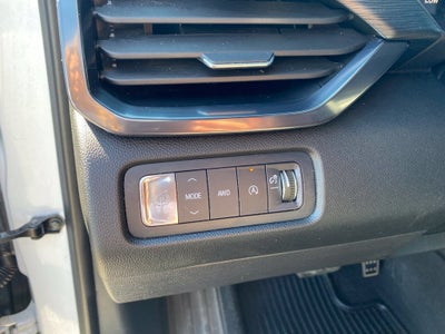 2025 GMC Acadia AT4