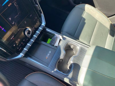 2025 GMC Acadia AT4