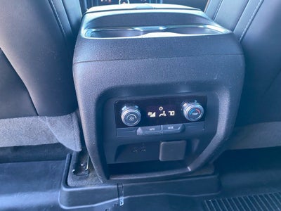 2025 GMC Acadia AT4