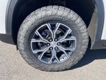 2025 GMC Acadia AT4