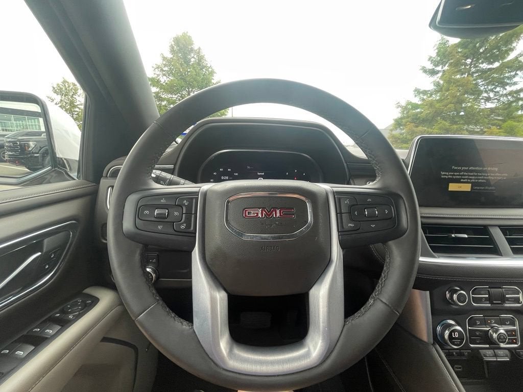 2023 GMC Yukon SLT