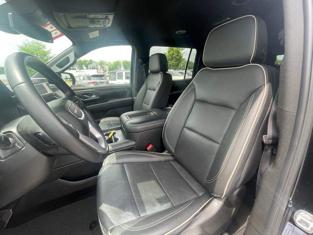 2024 GMC Yukon XL SLT