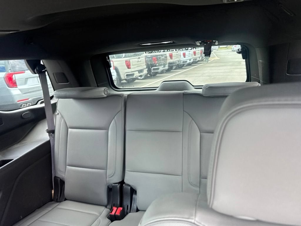 2022 GMC Yukon SLT