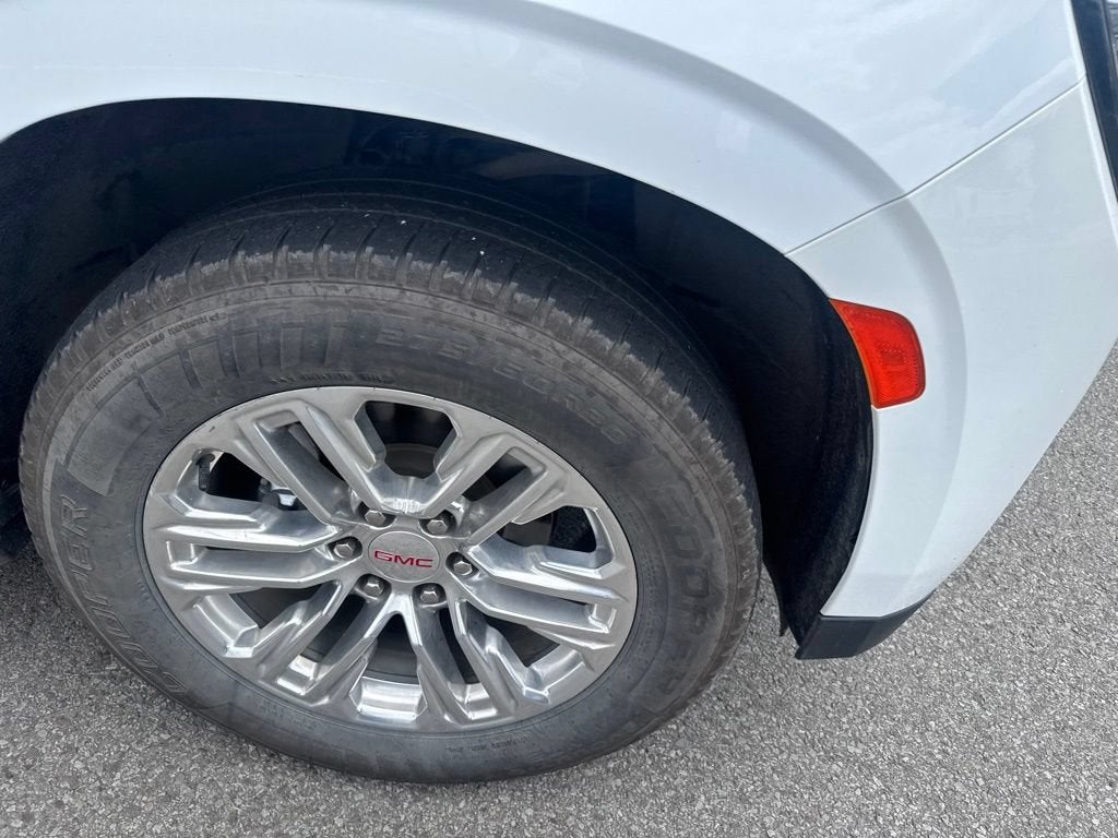 2022 GMC Yukon SLT