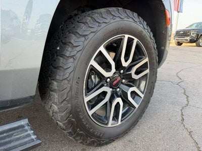 2023 GMC Yukon AT4