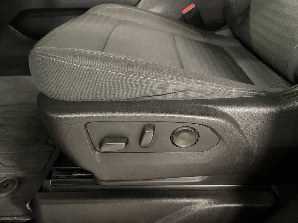 2024 GMC Yukon XL SLE