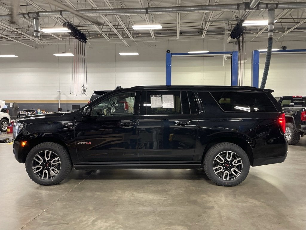 2024 GMC Yukon XL AT4