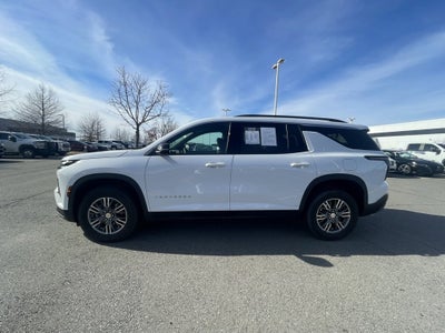2025 Chevrolet Traverse LT