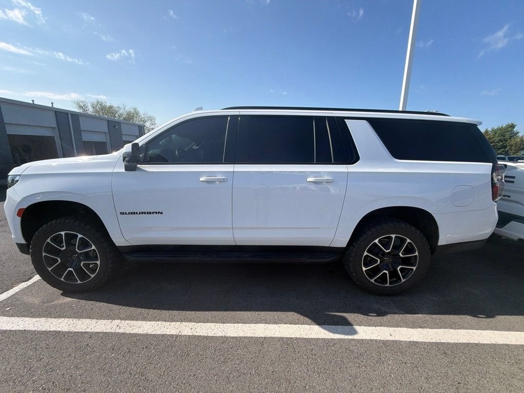 2024 Chevrolet Suburban RST