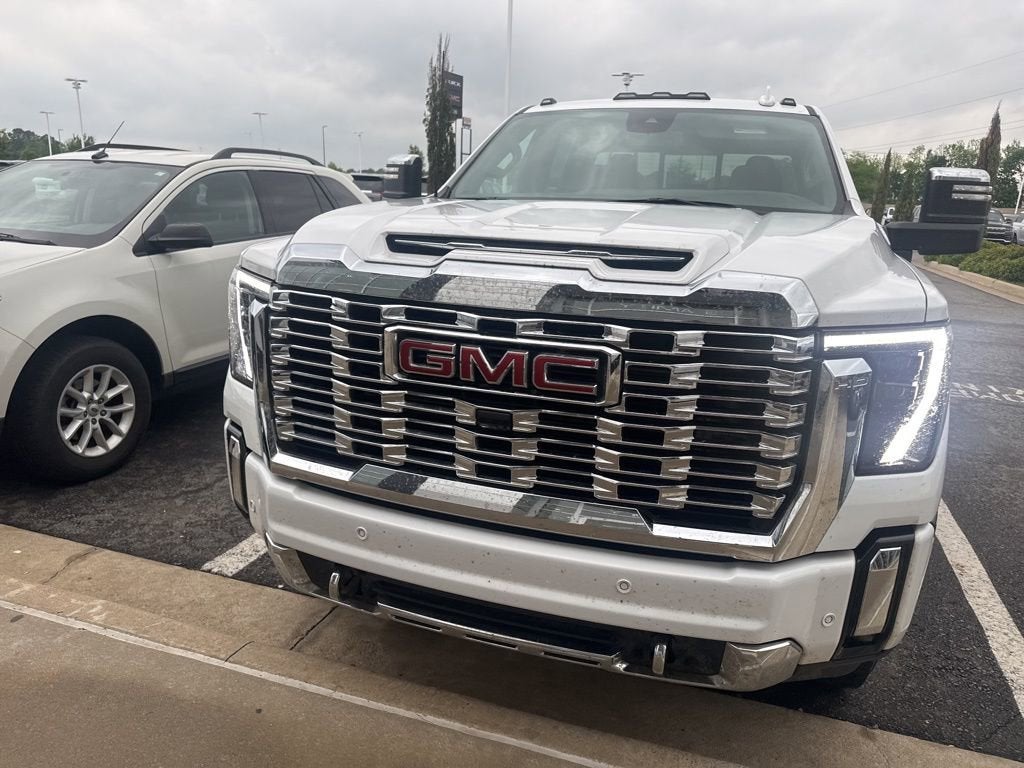 2025 GMC Sierra 2500 HD Denali