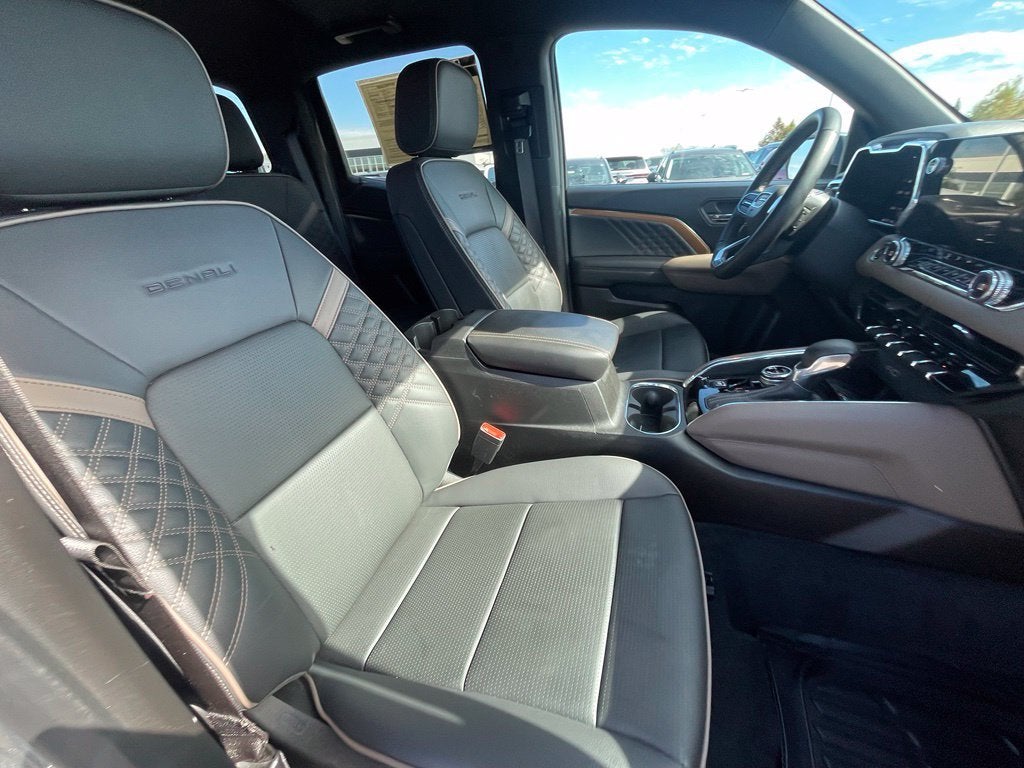 2024 GMC Canyon Denali
