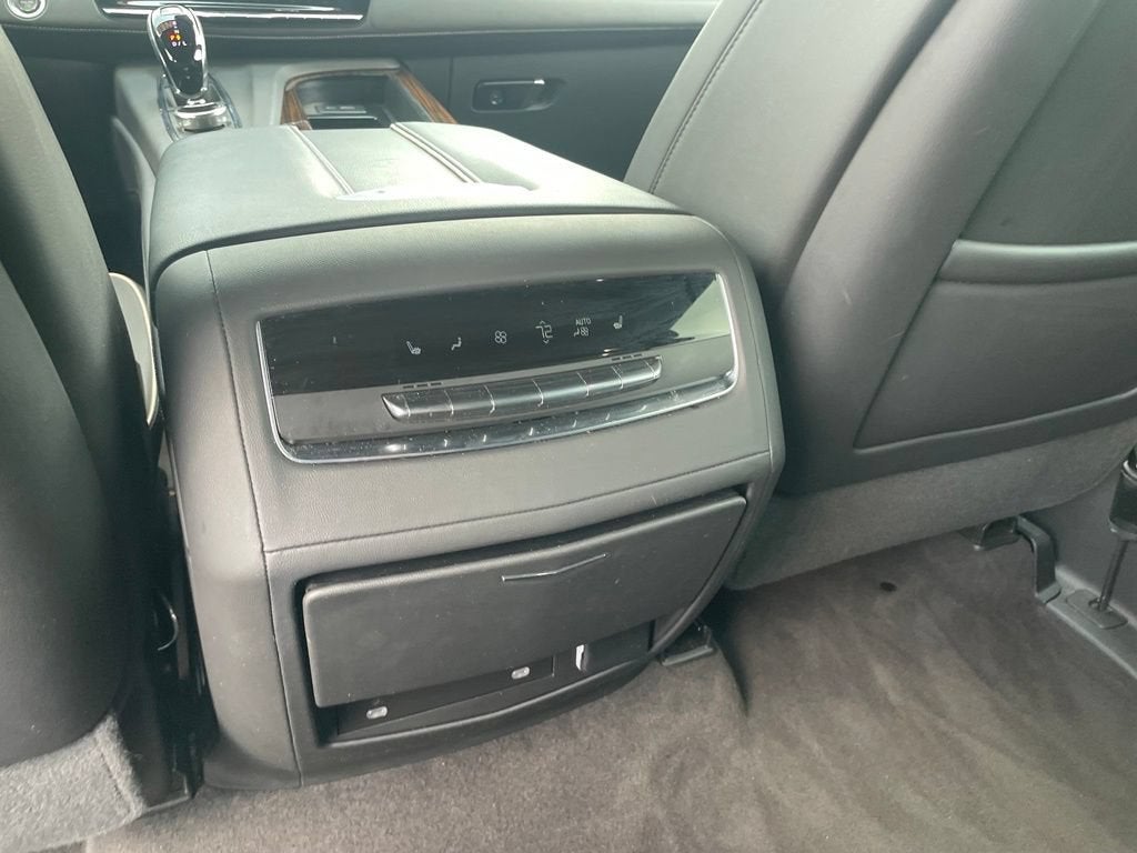 2023 Cadillac Escalade ESV Premium Luxury