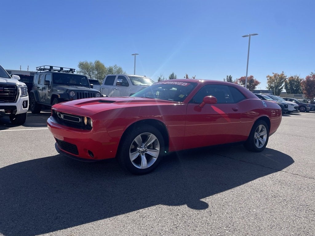 2022 Dodge Challenger SXT