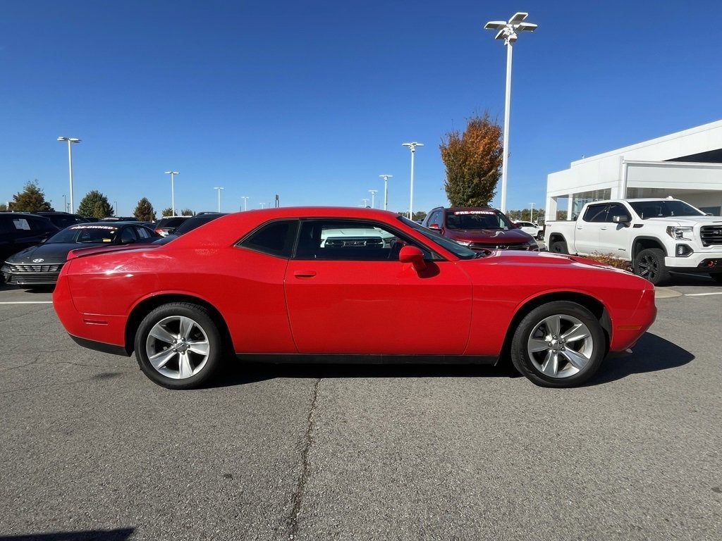 2022 Dodge Challenger SXT