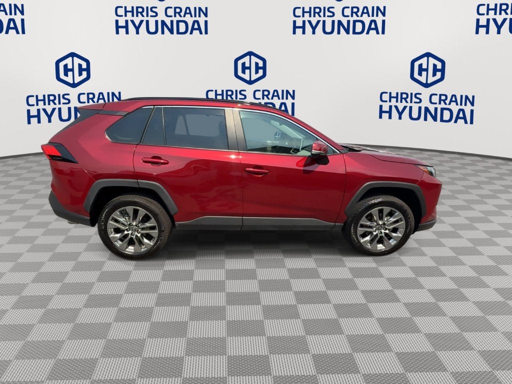 2025 Toyota RAV4 XLE Premium