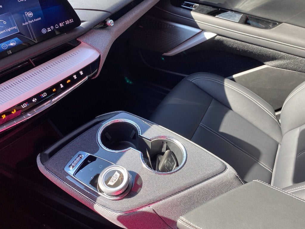 2026 Cadillac OPTIQ Luxury