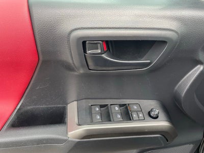 2022 Toyota Tacoma 2WD SR5