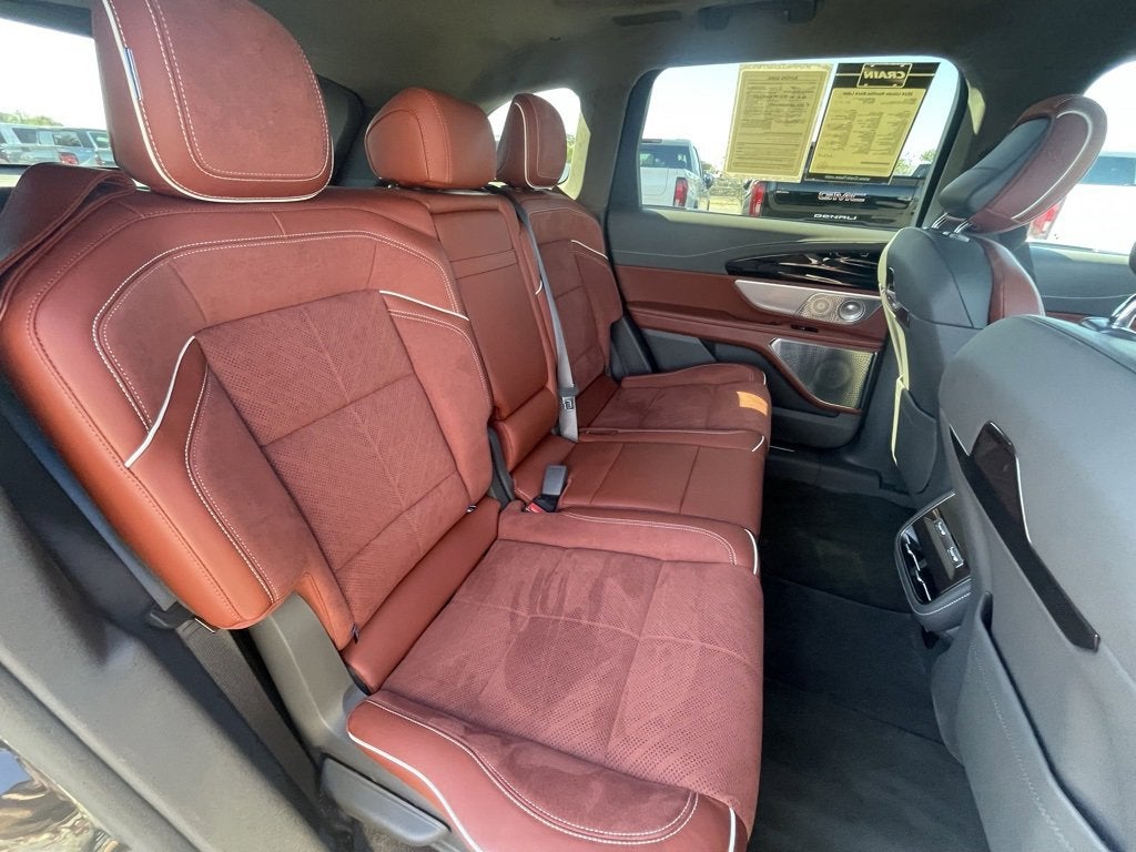 2024 Lincoln Nautilus Black Label