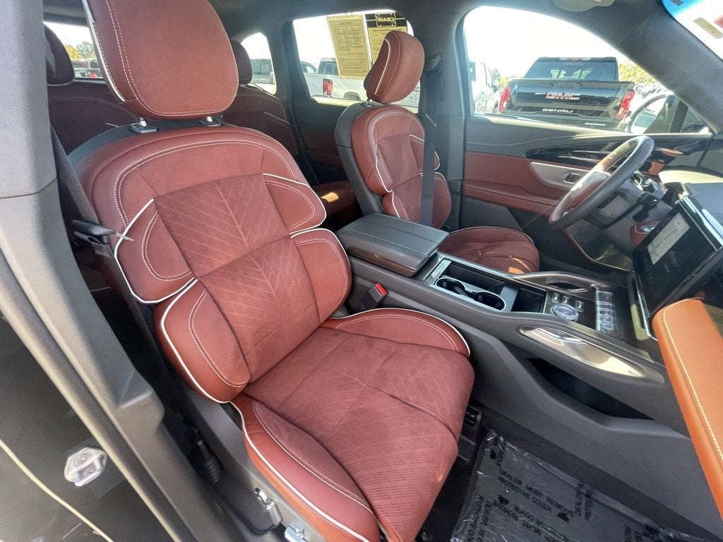 2024 Lincoln Nautilus Black Label